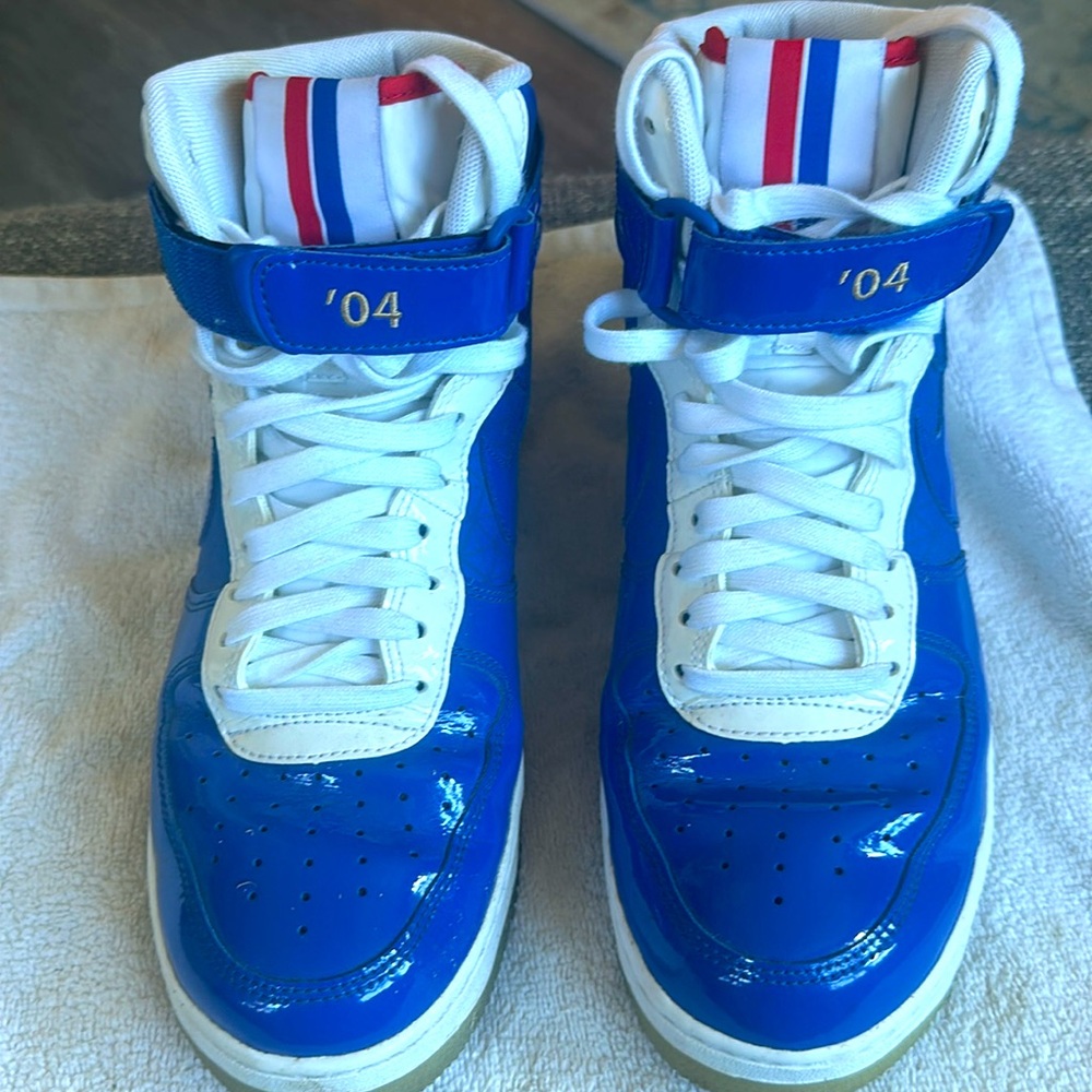 Nike Air Force 1 High 2004 NBA Finals in size 9